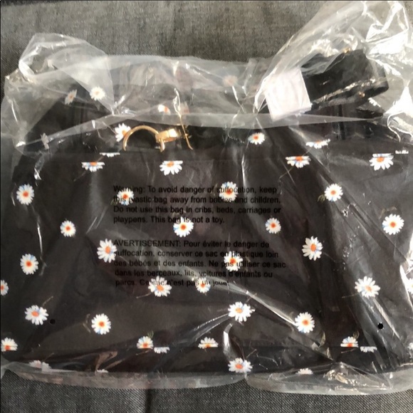 🆕 Alice + Olivia Daisy Print Duffel Bag - Picture 7 of 12